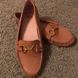C Wonder Tan Driving Moccasins size 9